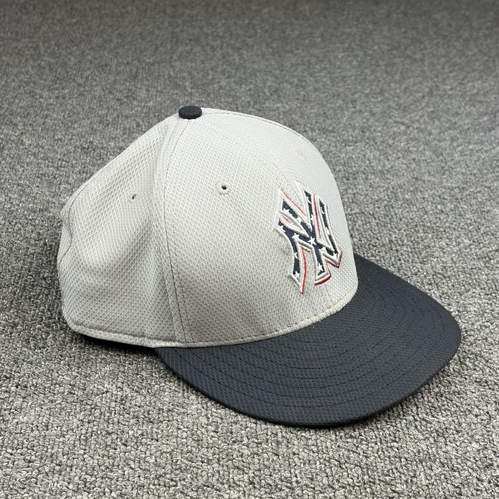 New Era 59FIFTY New York Yankees Stars & Stripes Fitted Hat MLB Gray Navy 7 3/8